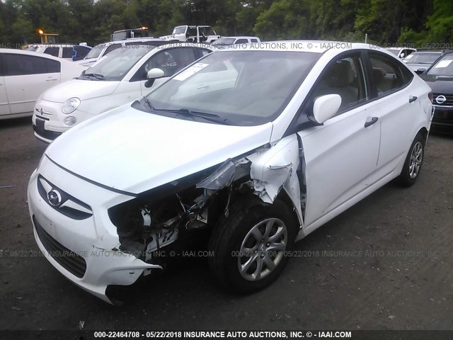 KMHCT4AE4CU111620 - 2012 HYUNDAI ACCENT GLS/GS WHITE photo 2