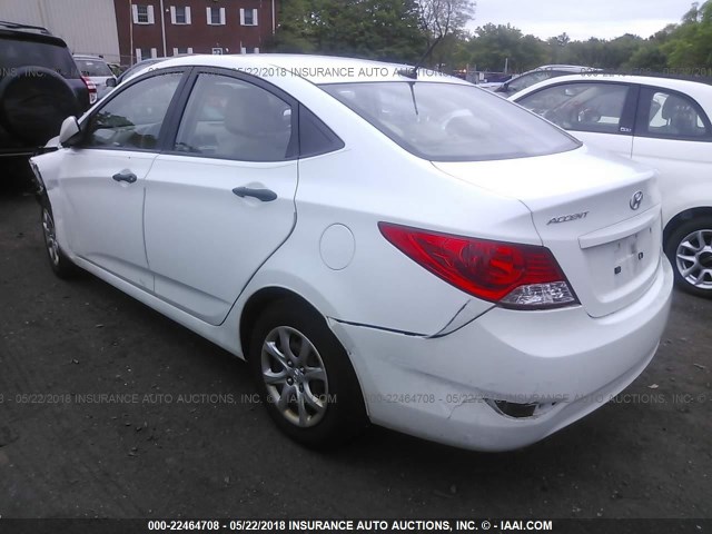 KMHCT4AE4CU111620 - 2012 HYUNDAI ACCENT GLS/GS WHITE photo 3