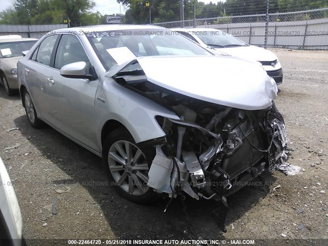 4T1BD1FK3CU014530 - 2012 TOYOTA CAMRY HYBRID/LE/XLE 银色 照片 1