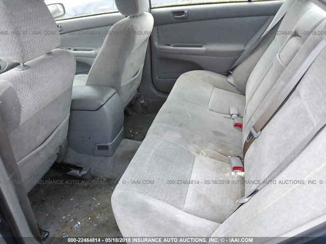 JTDBE32K020036557 - 2002 TOYOTA CAMRY LE/XLE/SE ლურჯი ფოტო 8