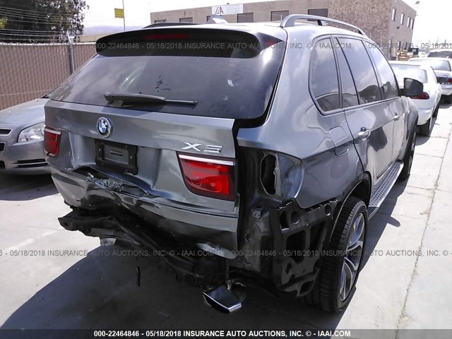 5UXZV8C52BL420700 - 2011 BMW X5 XDRIVE50I GRAY photo 4