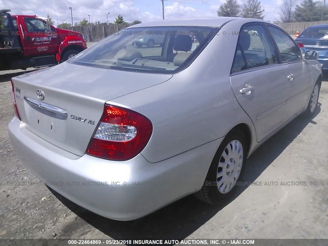 4T1BE30K73U148832 - 2003 TOYOTA CAMRY LE/XLE/SE SILVER photo 4