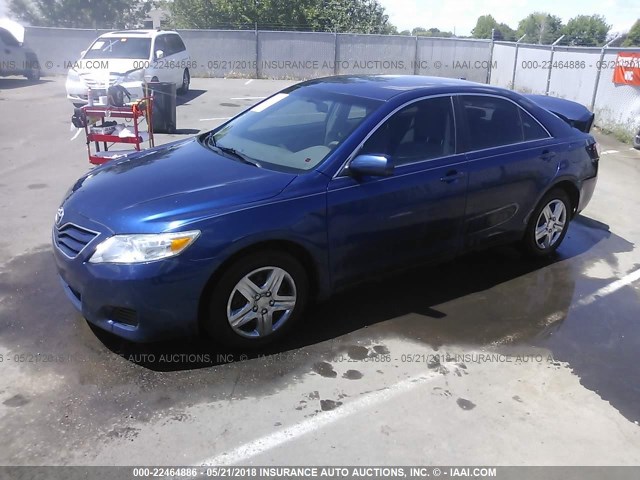 4T1BF3EK5BU747250 - 2011 TOYOTA CAMRY SE/LE/XLE BLUE photo 2