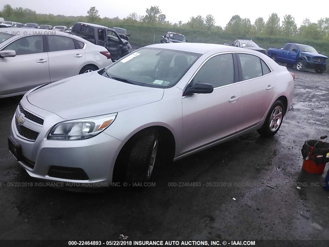 1G11B5SAXDF242307 - 2013 CHEVROLET MALIBU LS SILVER photo 2