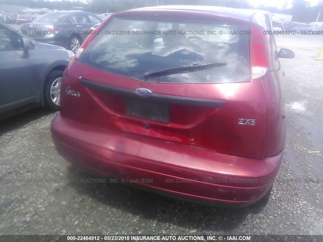 3FAFP31363R133789 - 2003 FORD FOCUS ZX3 RED photo 6