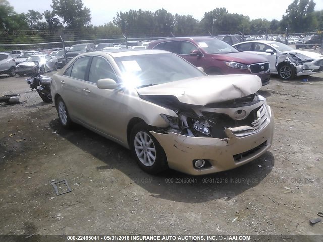 4T4BF3EK3AR053760 - 2010 TOYOTA CAMRY SE/LE/XLE ოქროსფერი ფოტო 1