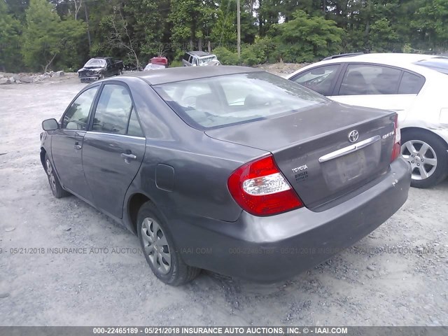 4T1BE32K34U832453 - 2004 TOYOTA CAMRY LE/XLE/SE ნაცრისფერი ფოტო 3