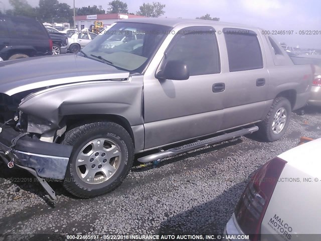 3GNEC13T33G241471 - 2003 CHEVROLET AVALANCHE C1500 GRAY photo 3