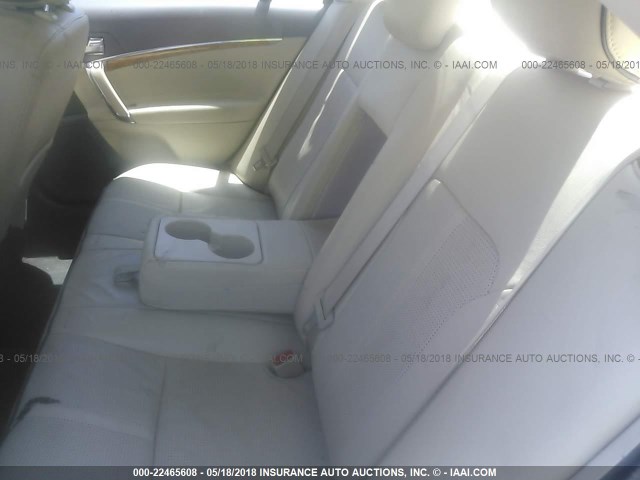 3LNHL2GC1CR816009 - 2012 LINCOLN MKZ WHITE photo 8