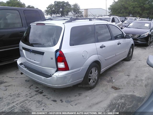 1FAFP36361W170456 - 2001 FORD FOCUS SE/SE COMFORT SILVER photo 4