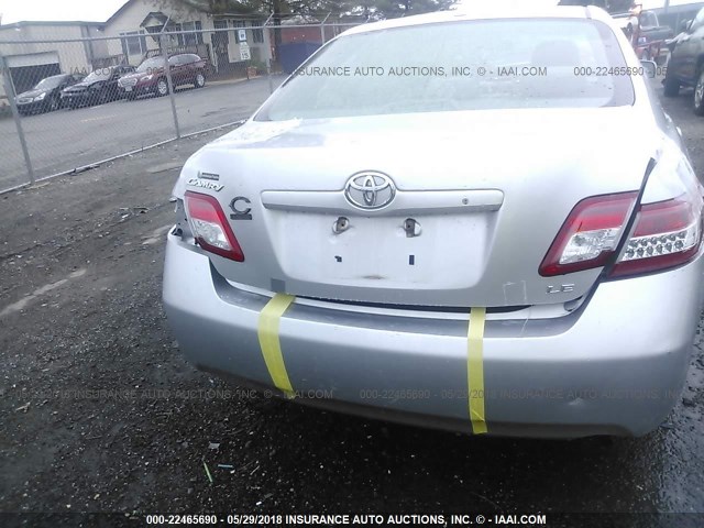 4T1BF3EK1BU611018 - 2011 TOYOTA CAMRY SE/LE/XLE ვერცხლისფერი ფოტო 6