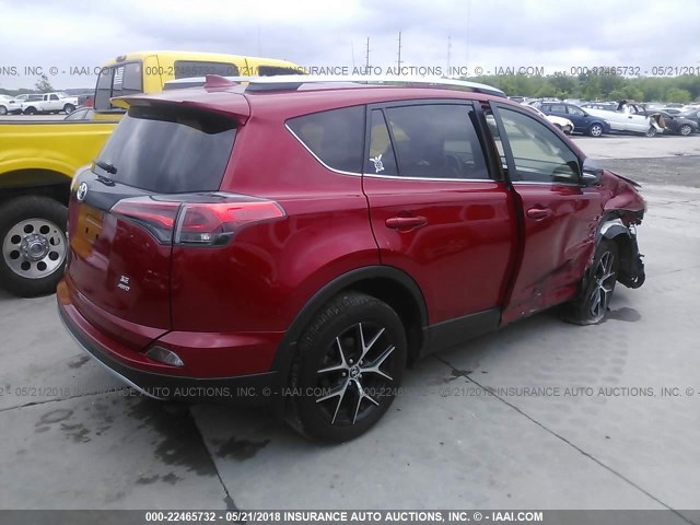 JTMJFREV5HJ119857 - 2017 TOYOTA RAV4 SE RED photo 4