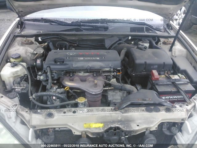 4T1BE32K35U946843 - 2005 TOYOTA CAMRY LE/XLE/SE თაფლისფერი ფოტო 10