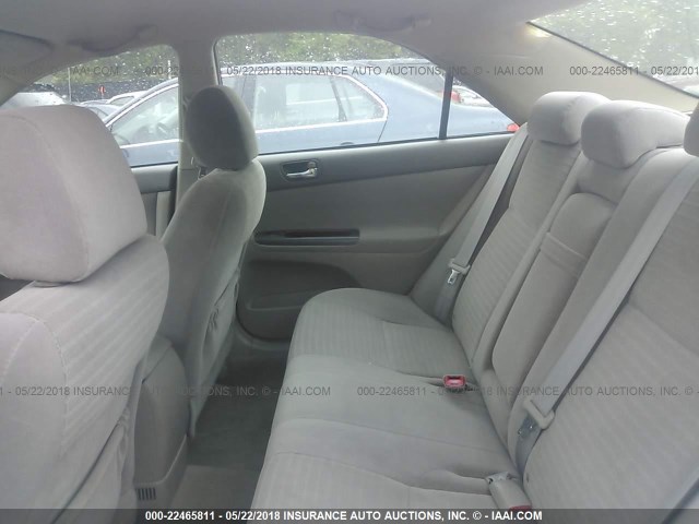 4T1BE32K35U946843 - 2005 TOYOTA CAMRY LE/XLE/SE თაფლისფერი ფოტო 8