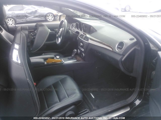 WDDGJ4HB7DG057999 - 2013 MERCEDES-BENZ C 250 BLACK photo 5