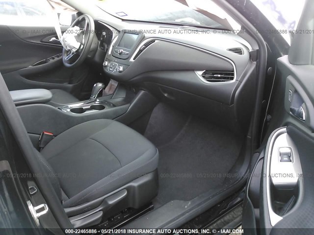 1G1ZB5ST5HF147387 - 2017 CHEVROLET MALIBU LS Qara foto 5