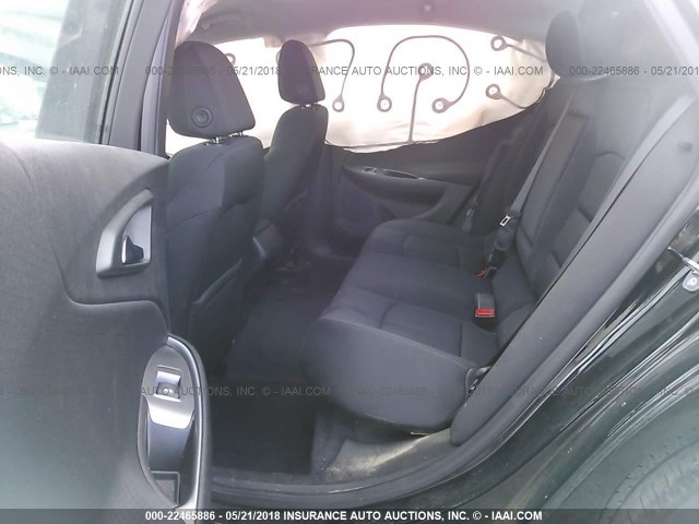 1G1ZB5ST5HF147387 - 2017 CHEVROLET MALIBU LS Qara foto 8