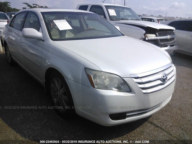 4T1BK36B57U248935 - 2007 TOYOTA AVALON XL/XLS/TOURING/LIMITED WHITE photo 1