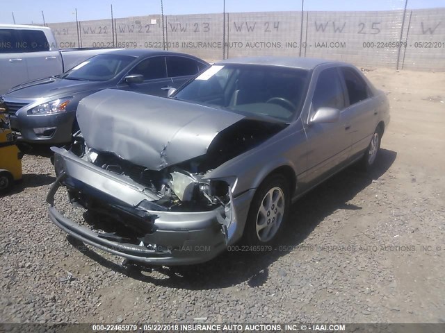 JT2BG22K7Y0444673 - 2000 TOYOTA CAMRY CE/LE/XLE GRAY photo 2
