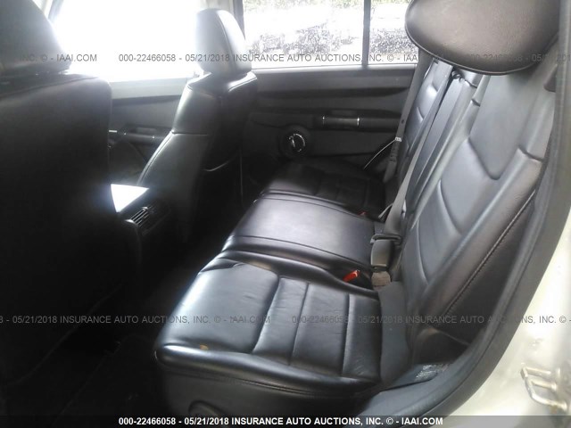 1J4RG4GK0AC158625 - 2010 JEEP COMMANDER SPORT Silber Foto 8