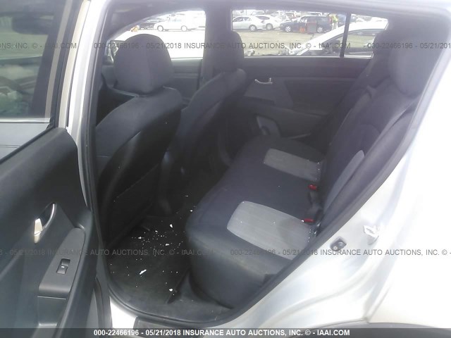 KNDPC3A2XB7103895 - 2011 KIA SPORTAGE EX/SX SILVER photo 8