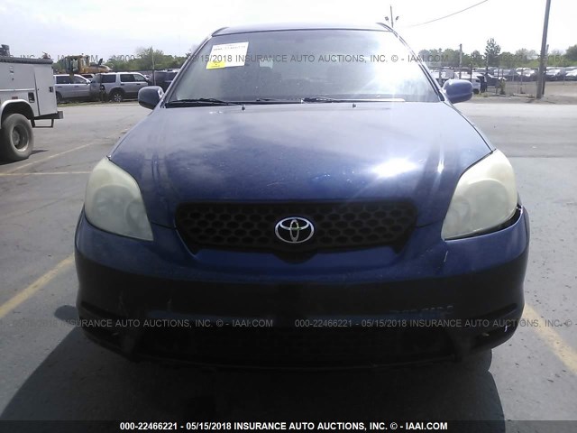 2T1KR32E73C046010 - 2003 TOYOTA COROLLA MATRIX XR BLUE photo 6