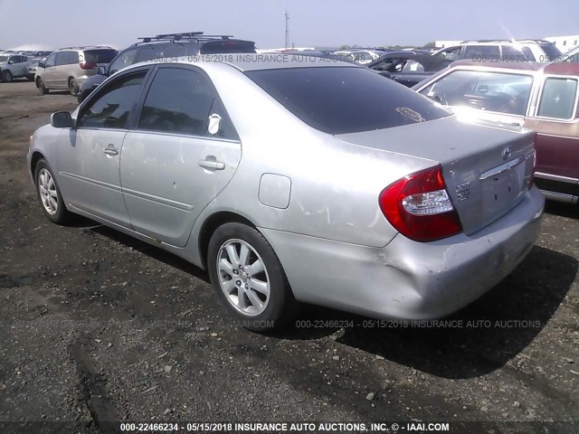 4T1BF30K02U003613 - 2002 TOYOTA CAMRY LE/XLE/SE BEIGE photo 3