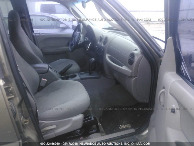 1J4GK48KX4W286670 - 2004 JEEP LIBERTY SPORT 米色 照片 5