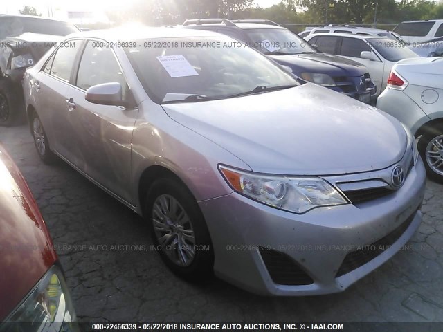 4T4BF1FK6DR297412 - 2013 TOYOTA CAMRY L/SE/LE/XLE SILVER photo 1