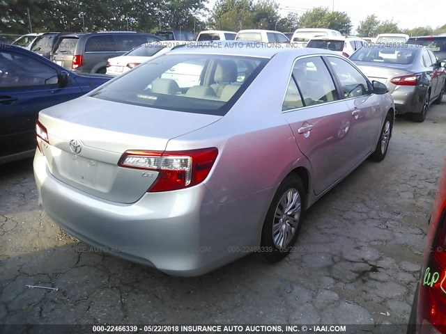 4T4BF1FK6DR297412 - 2013 TOYOTA CAMRY L/SE/LE/XLE SILVER photo 4