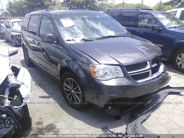 2C4RDGCG2HR755231 - 2017 DODGE GRAND CARAVAN SXT SILVER photo 1