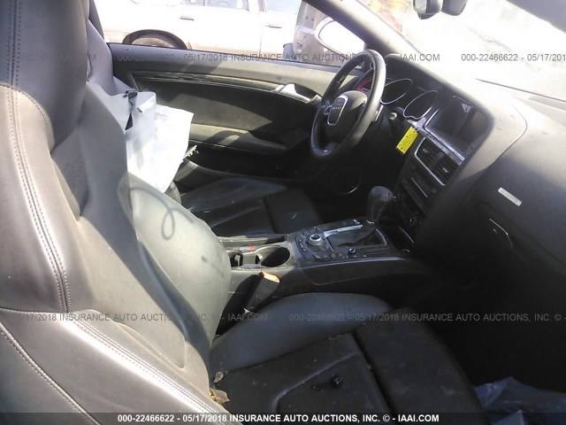 WAUCVAFRXBA028814 - 2011 AUDI S5 PREMIUM PLUS 灰色 照片 5