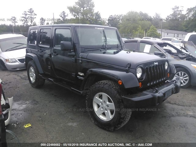 1J4GA59167L196081 - 2007 JEEP WRANGLER SAHARA BLACK photo 1