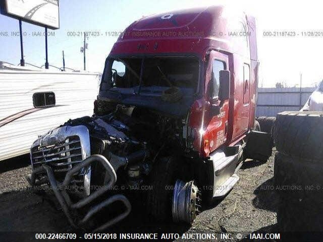 1FUGGLDR6HLGZ8740 - 2017 FREIGHTLINER CASCADIA 125  RED photo 2