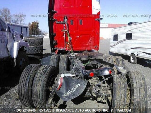 1FUGGLDR6HLGZ8740 - 2017 FREIGHTLINER CASCADIA 125  RED photo 8