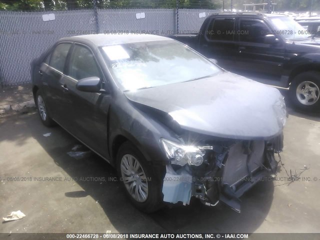 4T4BF1FKXDR278295 - 2013 TOYOTA CAMRY L/SE/LE/XLE 灰色 照片 1