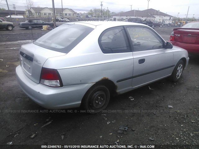 KMHCF35G82U159343 - 2002 HYUNDAI ACCENT L SILVER photo 4