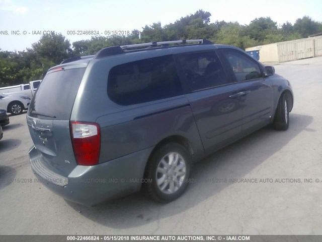 KNDMB233676170240 - 2007 KIA SEDONA EX/LX GRAY photo 4