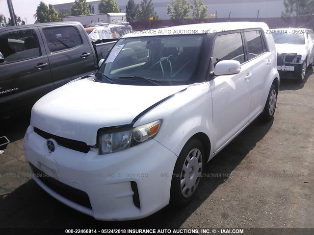 JTLZE4FE9B1121601 - 2011 TOYOTA SCION XB WHITE photo 2
