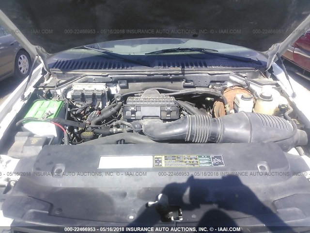 1FMPU16505LB09362 - 2005 FORD EXPEDITION XLT თეთრი ფოტო 10