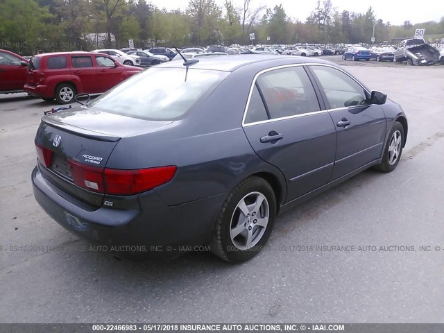 JHMCN36475C001306 - 2005 HONDA ACCORD HYBRID GRAY photo 4