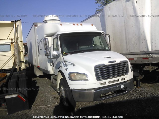 1FVACXDA27HX35666 - 2007 FREIGHTLINER M2 106 MEDIUM DUTY WHITE photo 1