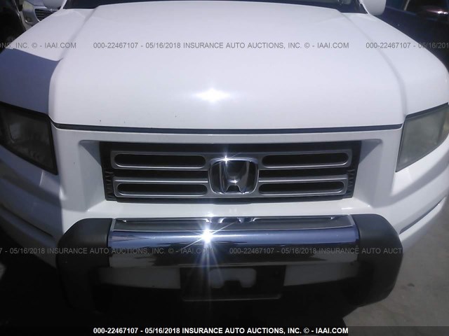 2HJYK16516H569882 - 2006 HONDA RIDGELINE RTL WHITE photo 6