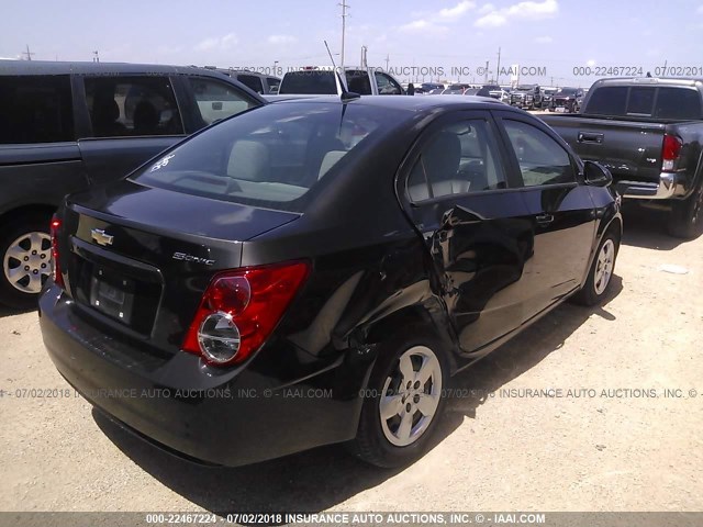 1G1JA5SH6D4254143 - 2013 CHEVROLET SONIC LS 灰色 照片 4