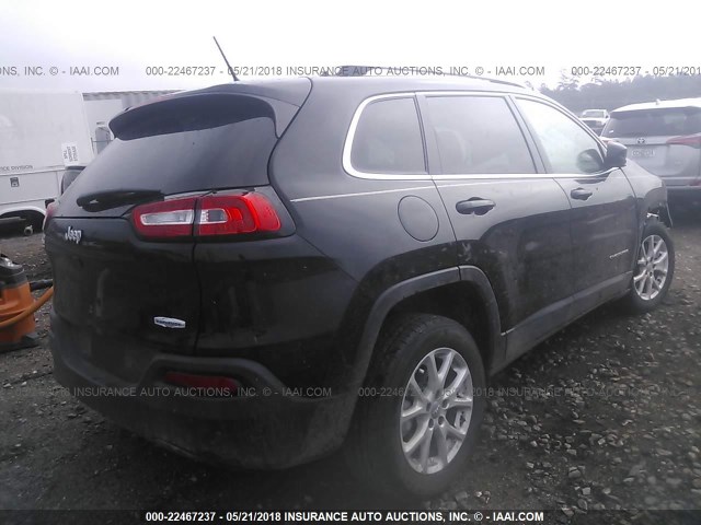1C4PJLCB7JD531751 - 2018 JEEP CHEROKEE LATITUDE Czarny zdjęcie 4