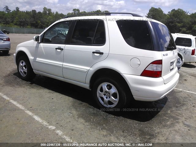 4JGAB54E52A366062 - 2002 MERCEDES-BENZ ML 320 WHITE photo 3