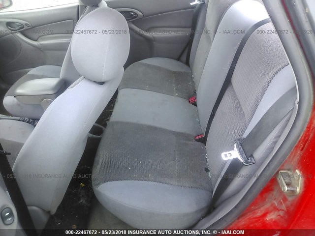 1FAFP34374W153513 - 2004 FORD FOCUS SE COMFORT/SE SPORT RED photo 8