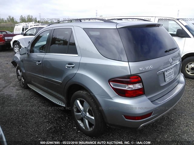 4JGBB8GB8BA759139 - 2011 MERCEDES-BENZ ML 350 4MATIC SILVER photo 3