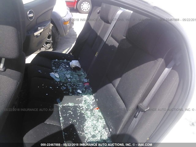 2G2WP552261264674 - 2006 PONTIAC GRAND PRIX WHITE photo 8