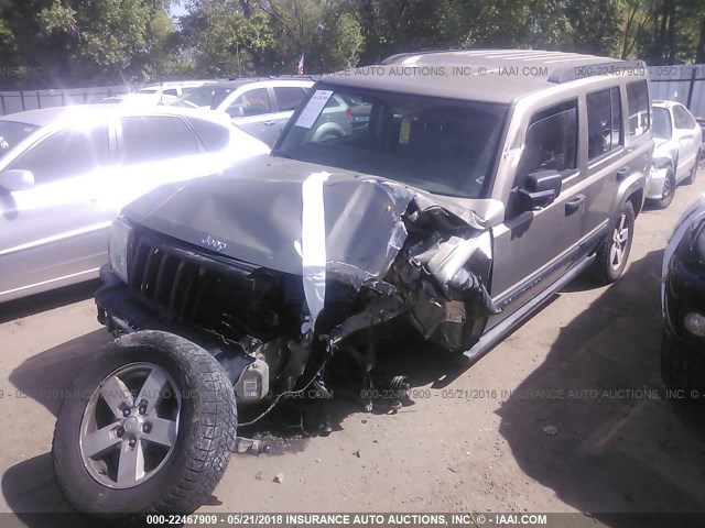 1J8HG48K46C136384 - 2006 JEEP COMMANDER TAN photo 2